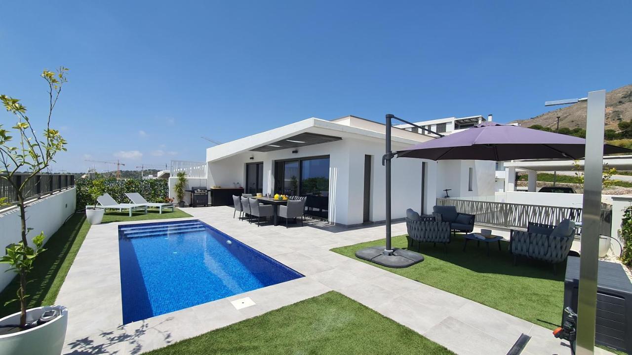 Pool & Snooker Villa Финестрат Экстерьер фото
