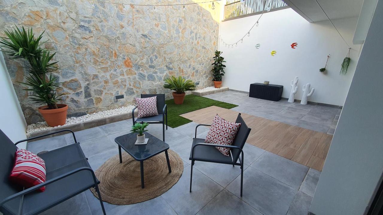 Pool & Snooker Villa Финестрат Экстерьер фото