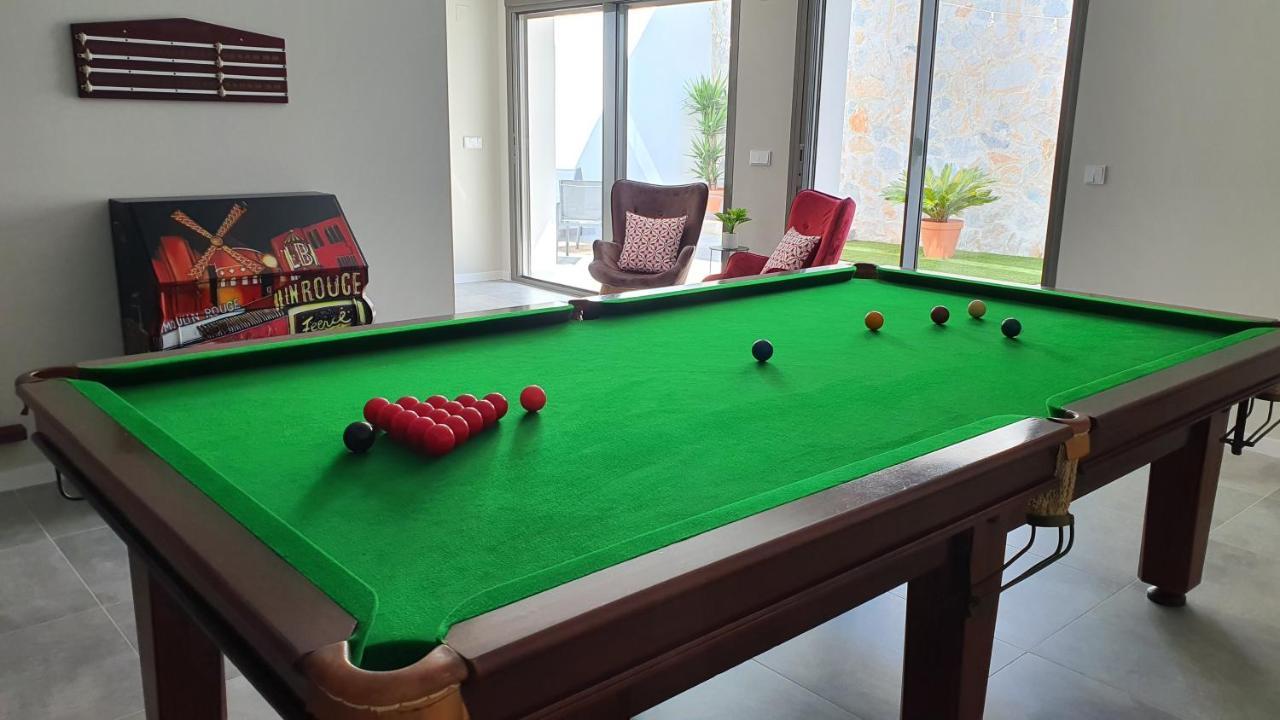 Pool & Snooker Villa Финестрат Экстерьер фото