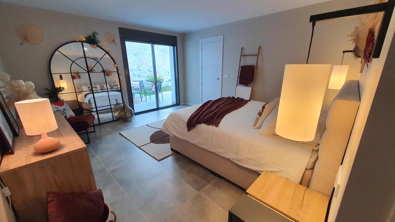 Pool & Snooker Villa Финестрат Экстерьер фото