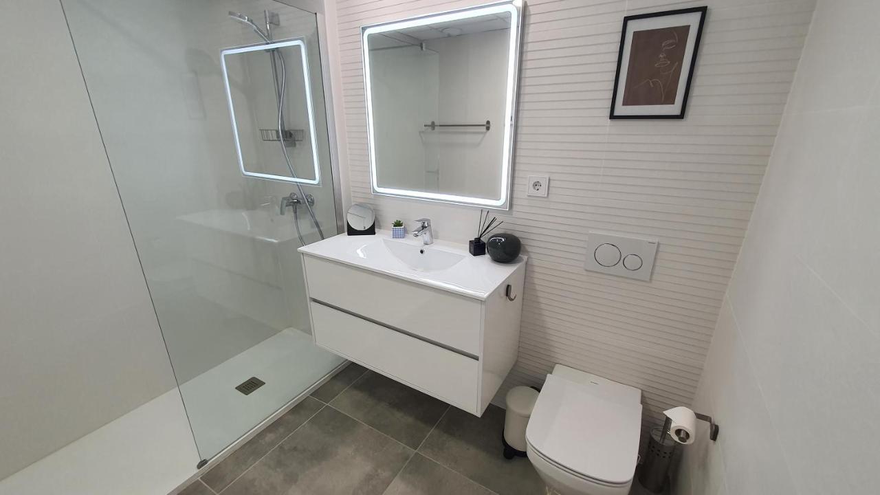 Pool & Snooker Villa Финестрат Экстерьер фото